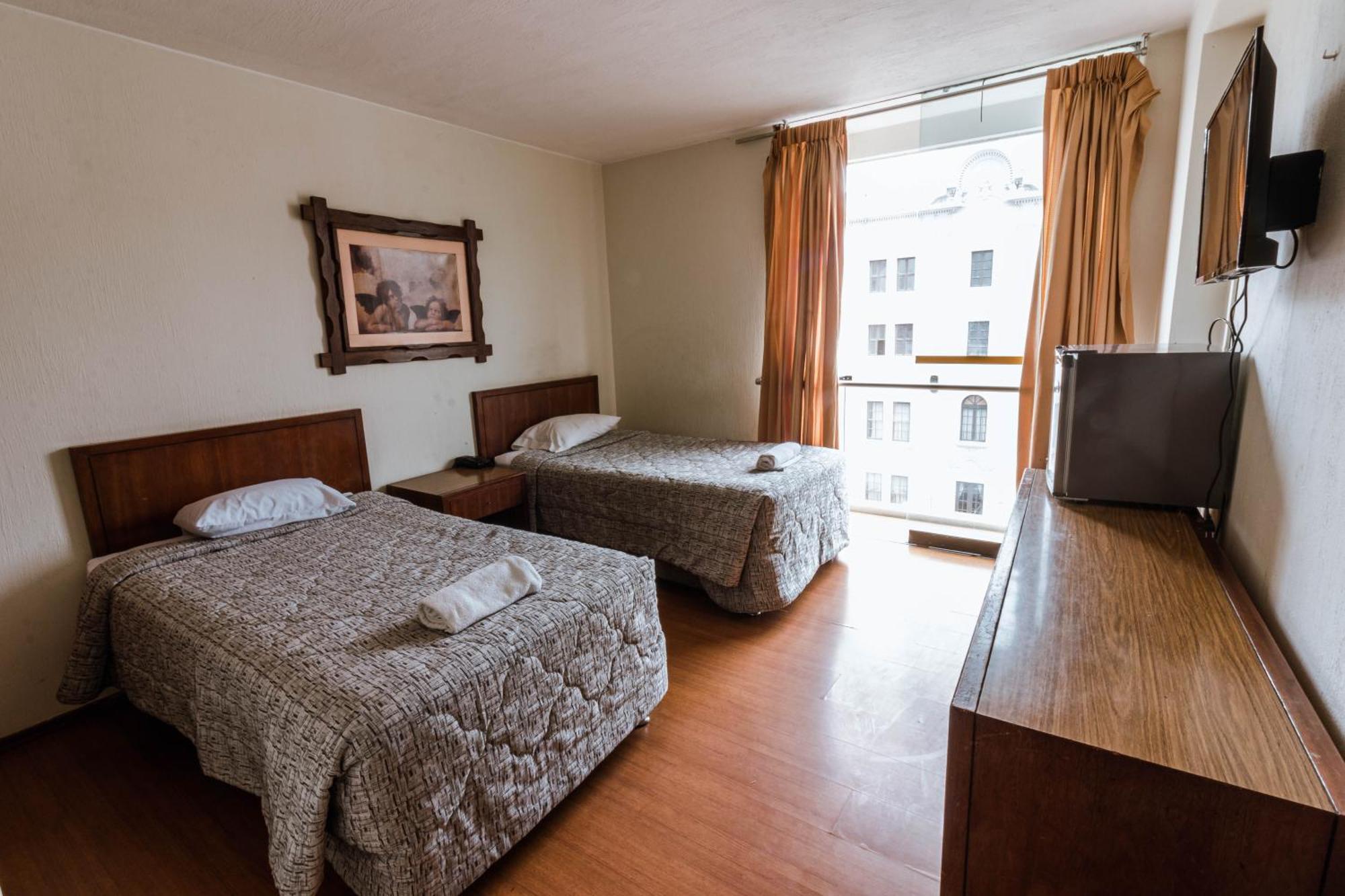 Hotel El Plaza Lima Zewnętrze zdjęcie